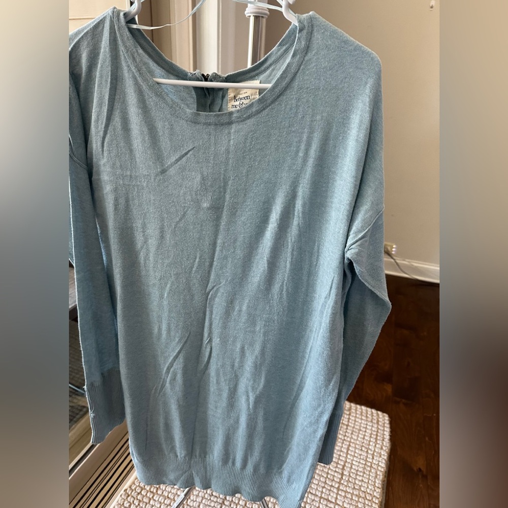 Women’s sweater cotton size large